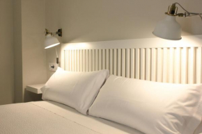  Las Atarazanas - Design Hostal  Севилья